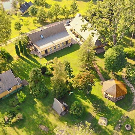 Truu Holiday Houses Ivaste Экстерьер фото